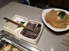 -海底捞火锅(金山百联店)