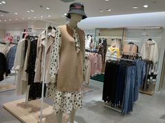 -hotwind热风(世纪东方广场店)