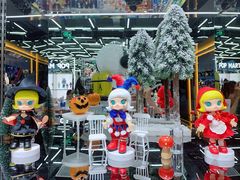 -泡泡玛特POPMART(侨福芳草地店)