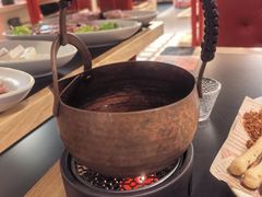 -廖掌柜·重庆鲜货火锅(上海首店)