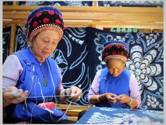 -璞真扎染博物馆