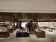 -茑屋书店(天目里店)