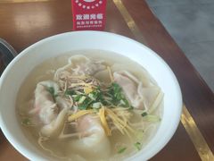 三鲜开洋馄饨-忆秦园小笼包(惠山古镇总店)
