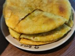 特色烤饼拼盘-肖四女乐山跷脚牛肉(南汇大学城生活广场店)