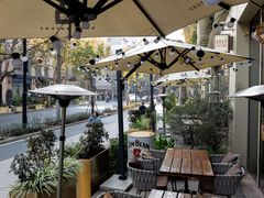 -Brut Eatery Wine Bar & Restaurant (建国东路店)