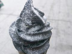 椰子口味华夫筒-麦当劳(嘉定店)