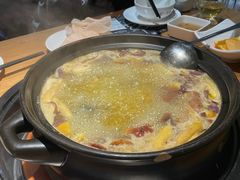 -一朵菌·野生菌探索家火锅(南亚店)