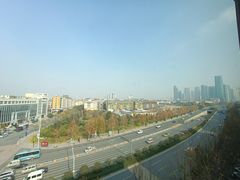 -半岛星际酒店(义乌国际商贸城店)