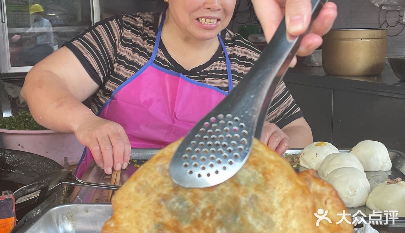赣州藏在巷子里老字号风味烧饼四元超大个‼️