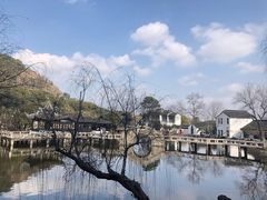 -灵岩山风景区