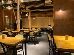大堂-十三式重庆江湖菜(金茂览秀城店)