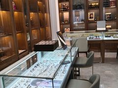 -回瑞眼镜·蔡司·依视路官方授权店(广益路万达店)