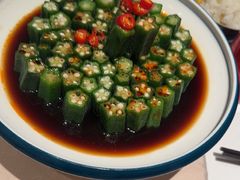 -八府香鸭·啫啫煲(华山路店)