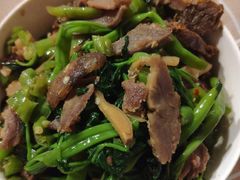时菜炒顶肉-附城饭店(新紫路店)