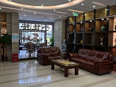 -手佳按摩·足疗·艾灸(龙江店)