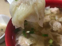 -张阿三馄饨店