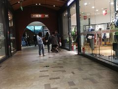 -砂之船奥莱(南京江宁店)