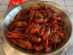 油焖小龙虾-狮龙啤酒烧烤屋(建二路店)