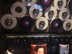 -GAGA主题量贩式KTV平价店(工大店)