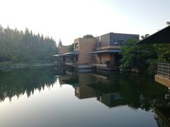 -上海怡沁园度假酒店