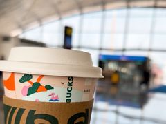 -星巴克(香港国际机场44号闸店)