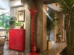 -HIGH FIVE哈福手工汉堡(桂林路店)