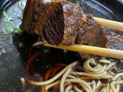 -小龙大肉面馆