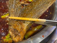 -肖肖酸萝卜鱼火锅(总店)