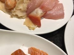 刺身三文鱼-川骄海鲜自助(河东店)