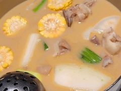 -肥仔文澳门猪骨煲(南京西路店)