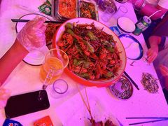 -海盗船. 龙虾烧烤. 酒馆