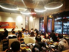 大堂-热火朝天鲜切牛肉火锅(南强街巷店)