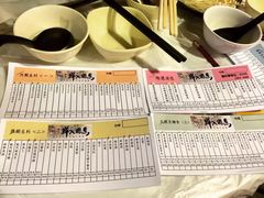 -鲜入围煮花胶鸡海鲜火锅