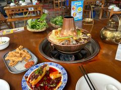 -岳记兴隆·青城腊排铜火锅(融创店)