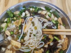 -柳州肥姨妈大骨螺蛳粉(东靖路店)
