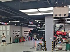 -哈贝卡汽车服务连锁(硕士路店)