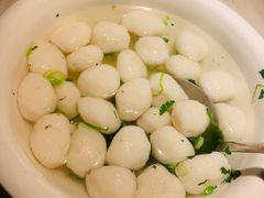 鱼丸汤-日丰园海肠水饺·老字号大连海鲜(和平广场店)
