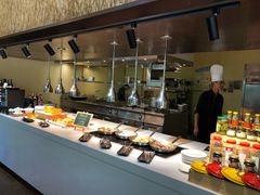 自助取餐区-威珀斯酒店·珀萃美食餐厅 | 海鲜刺身·现烤生蚝·特色烤肉