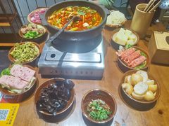 -黔有有贵州酸汤夺夺粉火锅(五味十字店)