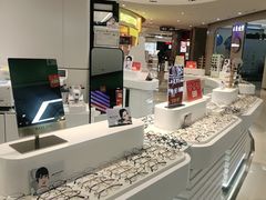 -沫芮眼镜·蔡司官方授权店(人民广场店)