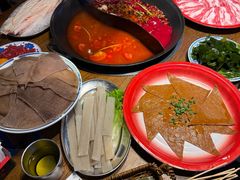 -萍姐火锅·公路夜市(武汉首店)