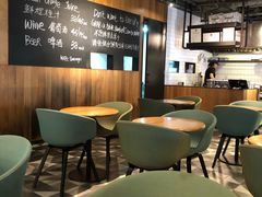 -Wagas沃歌斯(百盛优客店)