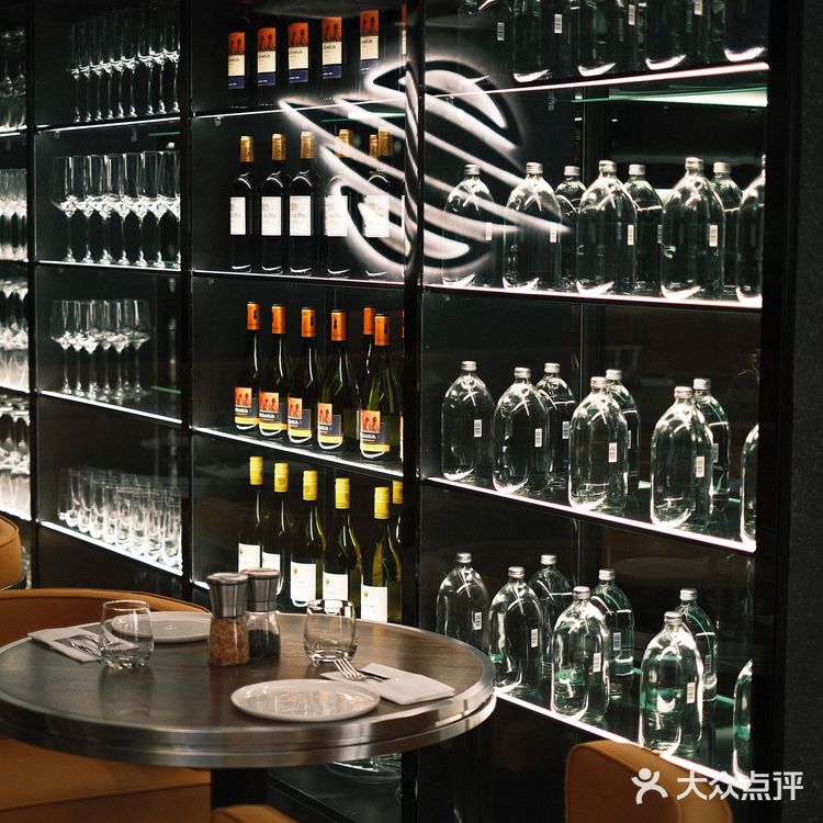 新店首发｜太空主题风的美式餐厅来啦