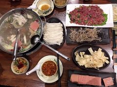 -乡土黄·鲜牛肉火锅·小龙虾(兴业街店)