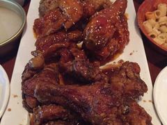 -BHC炸鸡(明洞总店)