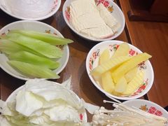 -沸炉重庆老火锅(军事博物馆店)