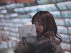 -钟书阁(珍园店)