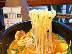 -银米·云南传统过桥米线(双廊黑金冠店)