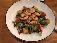 亚麻籽藜麦大虾沙拉-COMMUNE幻师(上邦百汇城店)