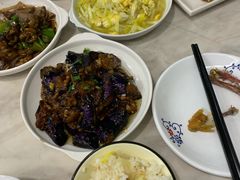 -扬州小吃(延安西路店)